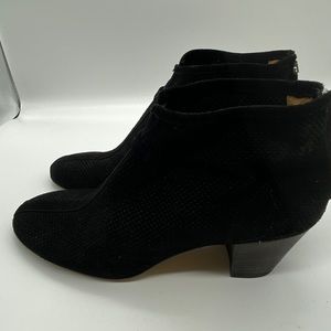 Aquatalia Black Ankle Boots Stippled Leather Stacked Heel 10